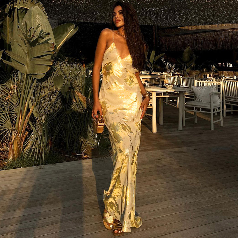 Chilldressy™ Hot Stamped Backless Maxi Dress